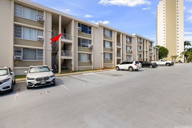 98-1030 Moanalua Road 5-308, Aiea, HI 96701