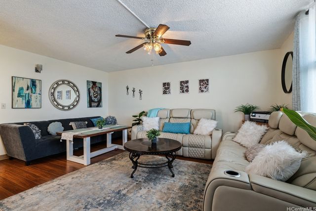 98-1030 Moanalua Road 5-308, Aiea, HI 96701