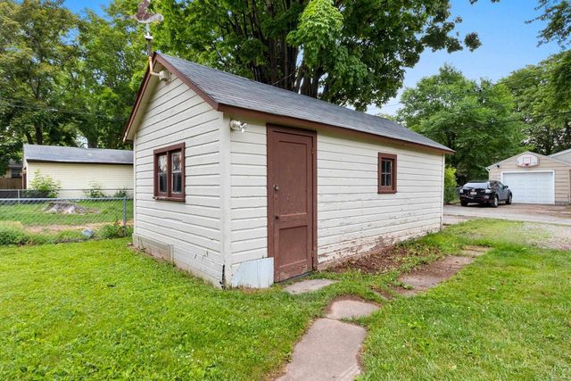1213 S NORWOOD AVENUE, Green Bay, WI 54304
