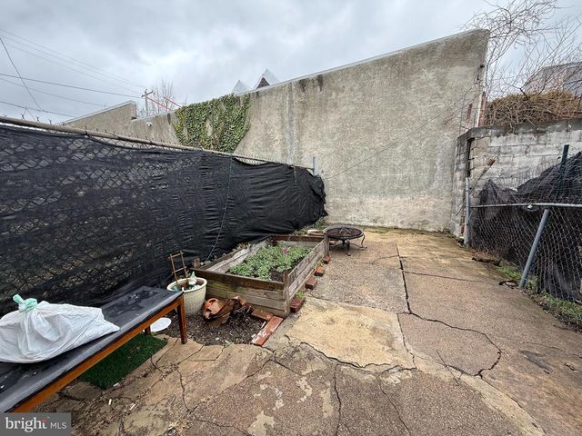 1249 W COLLEGE AVE, Philadelphia, PA 19121