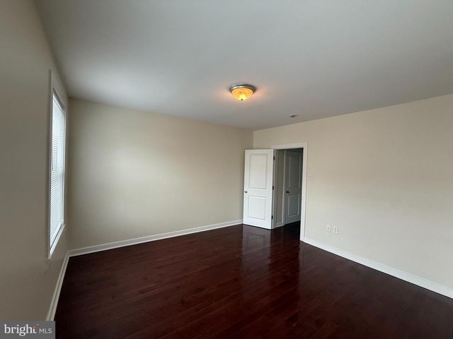 1249 W COLLEGE AVE, Philadelphia, PA 19121