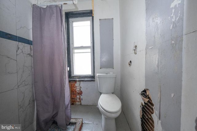 2416 N BOUVIER ST, Philadelphia, PA 19132