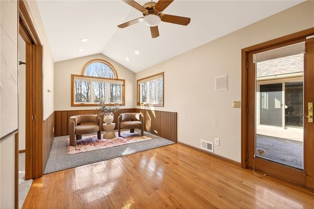 32 Stone Island Lane, Penfield, NY 14526