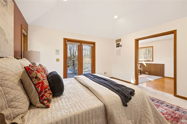 32 Stone Island Lane, Penfield, NY 14526