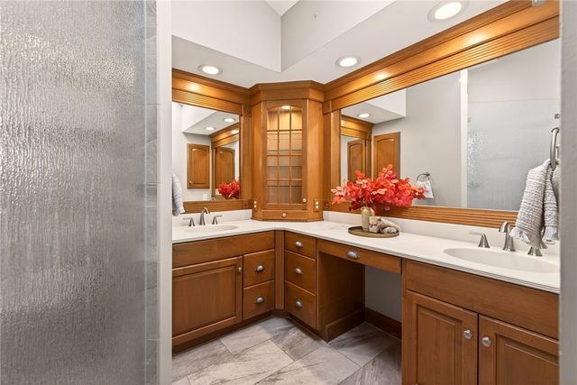 32 Stone Island Lane, Penfield, NY 14526