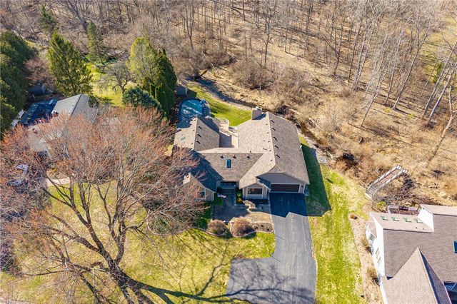 32 Stone Island Lane, Penfield, NY 14526