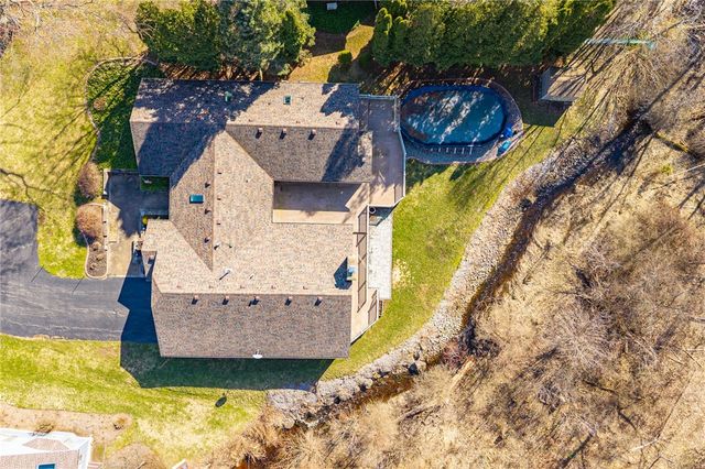 32 Stone Island Lane, Penfield, NY 14526