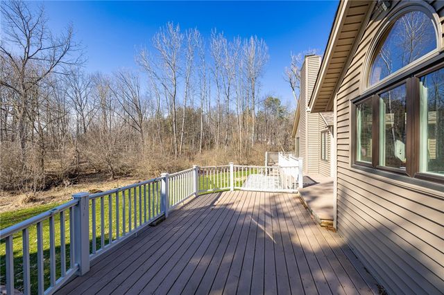 32 Stone Island Lane, Penfield, NY 14526