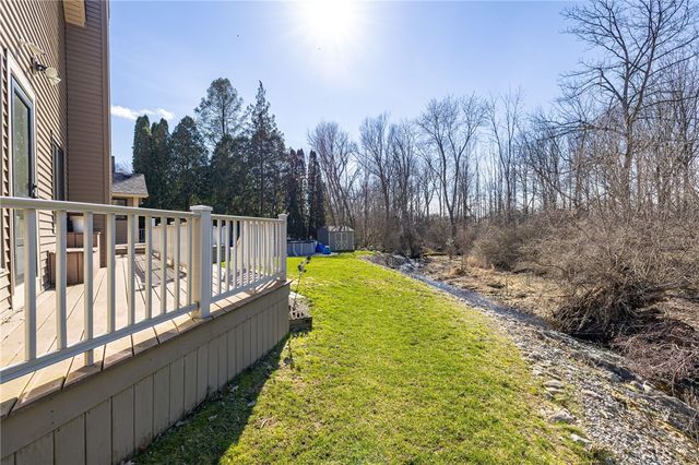 32 Stone Island Lane, Penfield, NY 14526