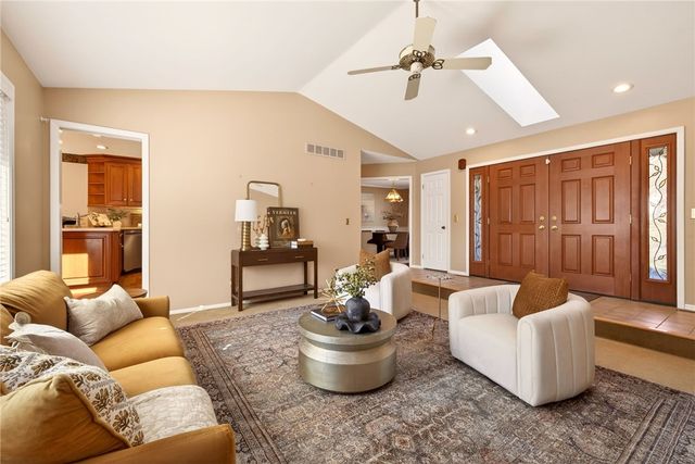 32 Stone Island Lane, Penfield, NY 14526