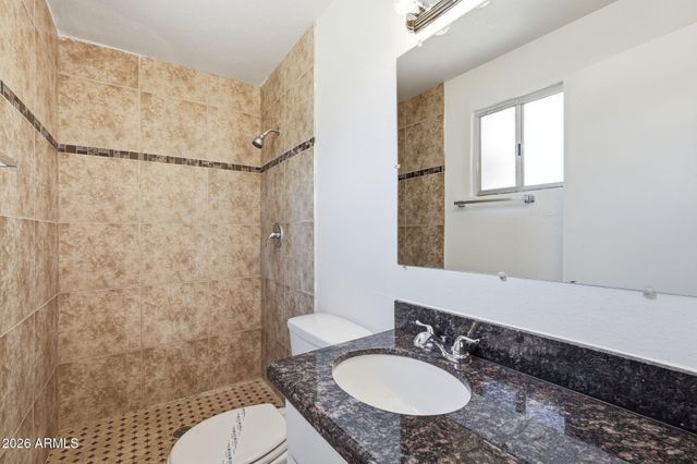 1941 W VOLTAIRE Avenue, Phoenix, AZ 85029