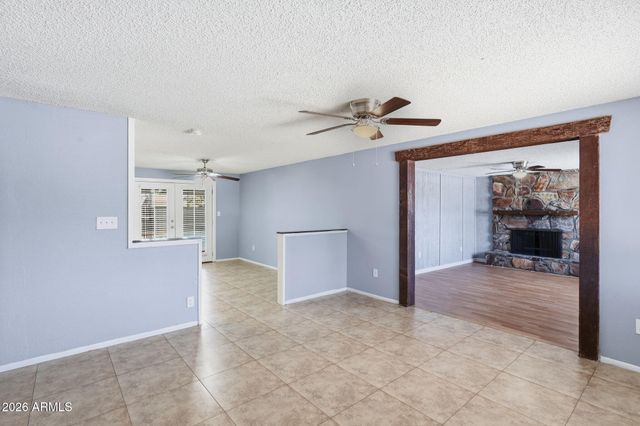 1941 W VOLTAIRE Avenue, Phoenix, AZ 85029