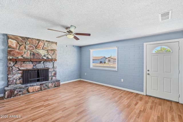 1941 W VOLTAIRE Avenue, Phoenix, AZ 85029