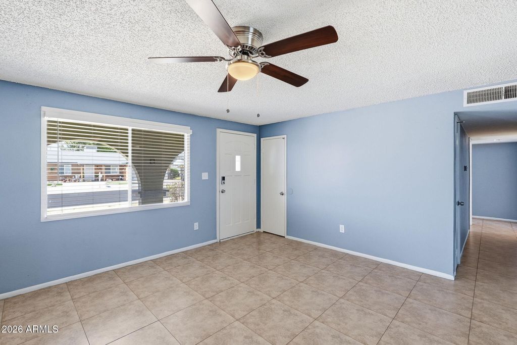 1941 W VOLTAIRE Avenue, Phoenix, AZ 85029 — photo 3