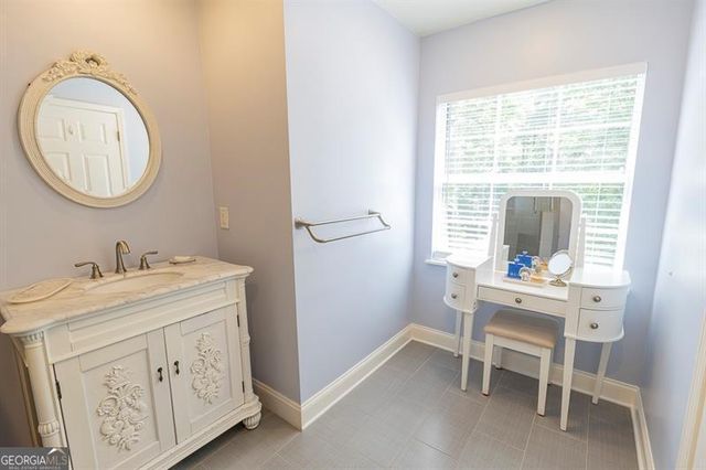 3880 Byrnwycke Drive, Buford, GA 30519
