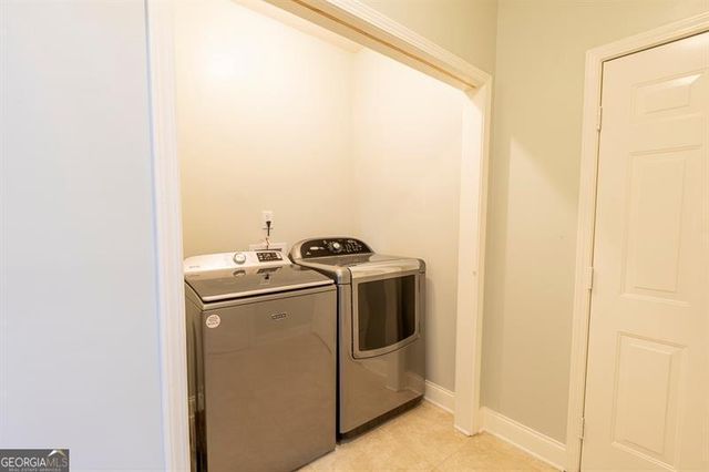 3880 Byrnwycke Drive, Buford, GA 30519