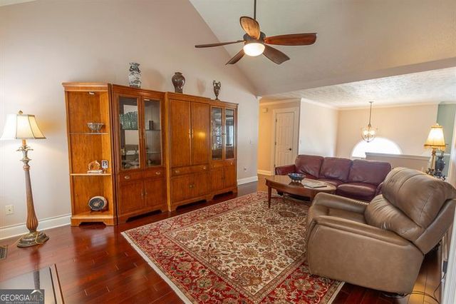 3880 Byrnwycke Drive, Buford, GA 30519