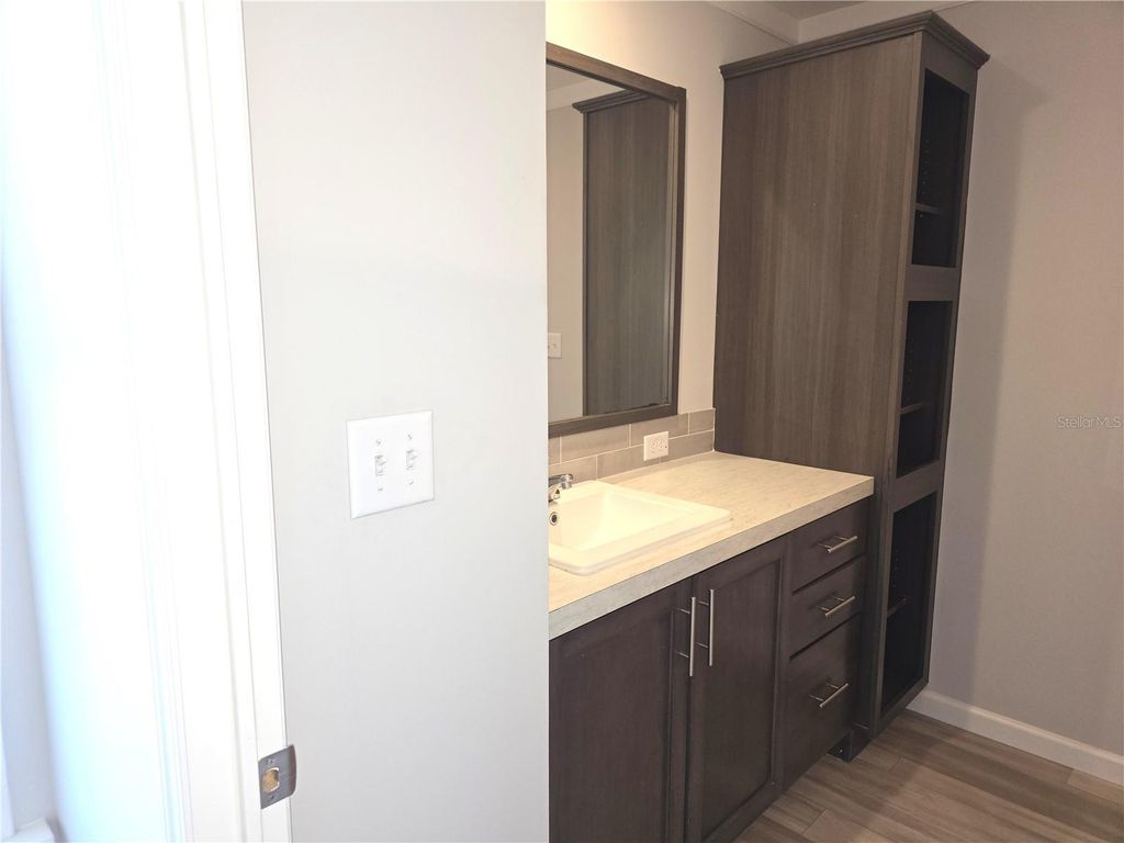 Image 11 of property listing at 236 WOLVERINE AVENUE, North Port, FL 34287