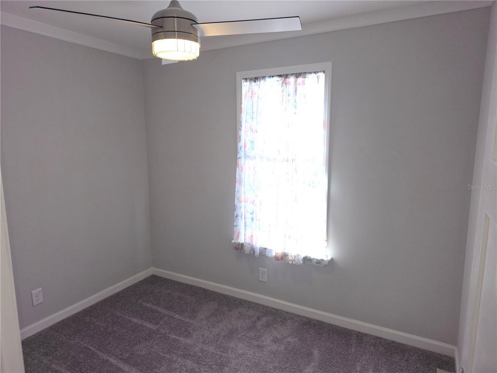 Image 14 of property listing at 236 WOLVERINE AVENUE, North Port, FL 34287