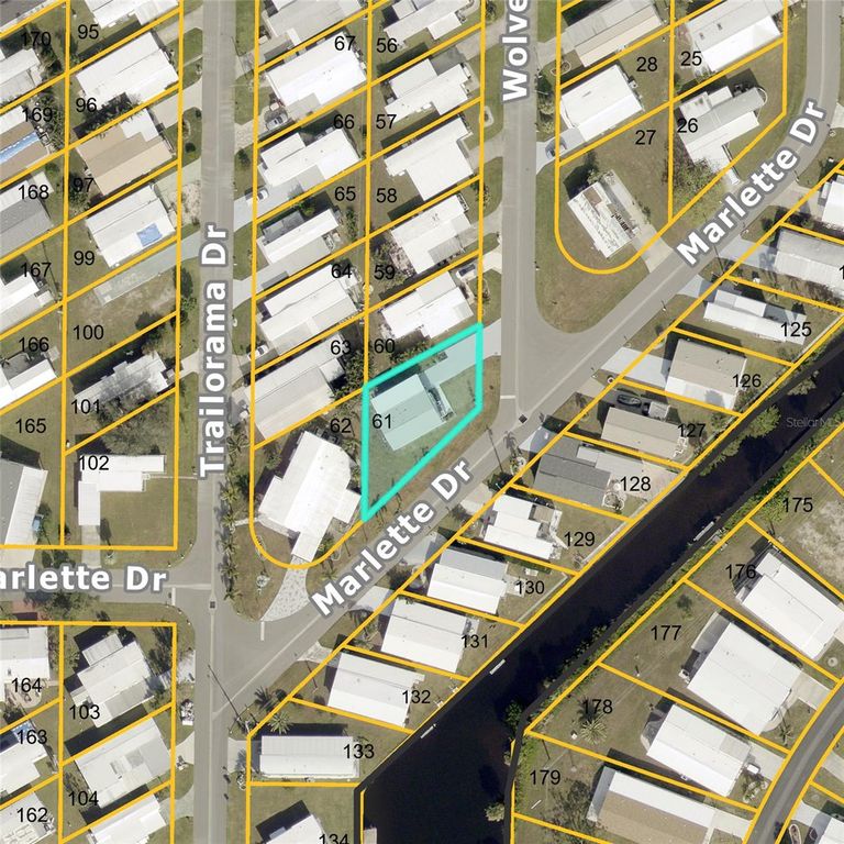 Image 16 of property listing at 236 WOLVERINE AVENUE, North Port, FL 34287