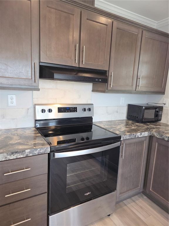 Image 3 of property listing at 236 WOLVERINE AVENUE, North Port, FL 34287