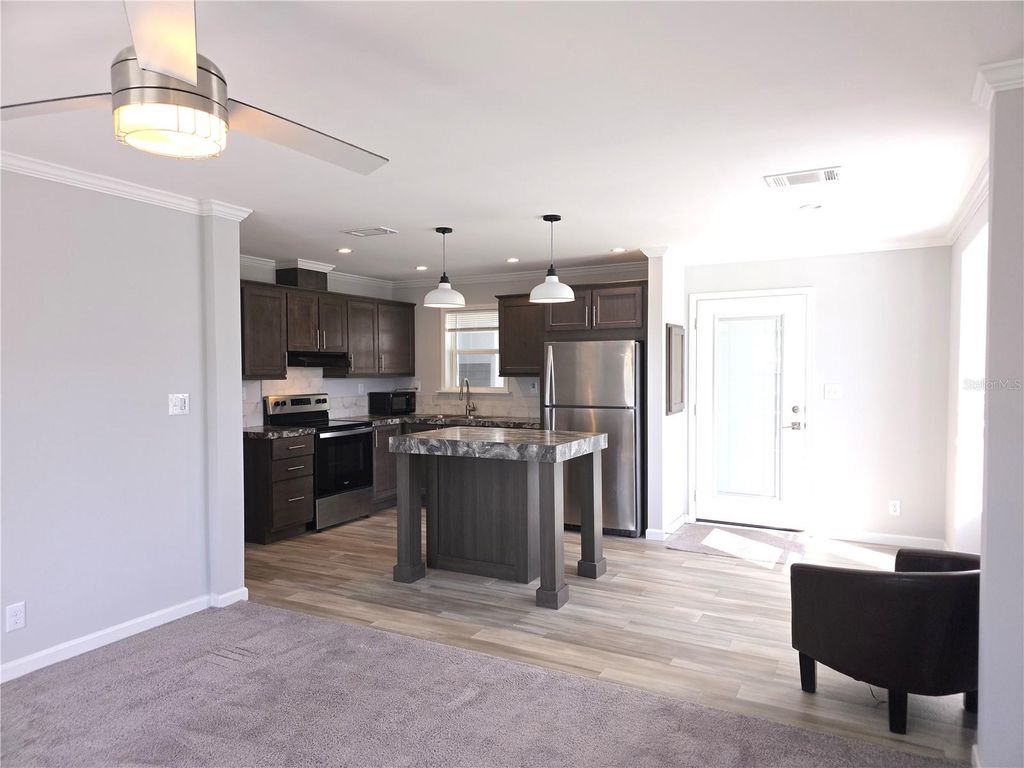 Image 7 of property listing at 236 WOLVERINE AVENUE, North Port, FL 34287