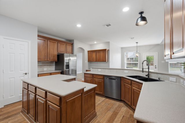 8901 Bear Creek Drive, Mckinney, TX 75072