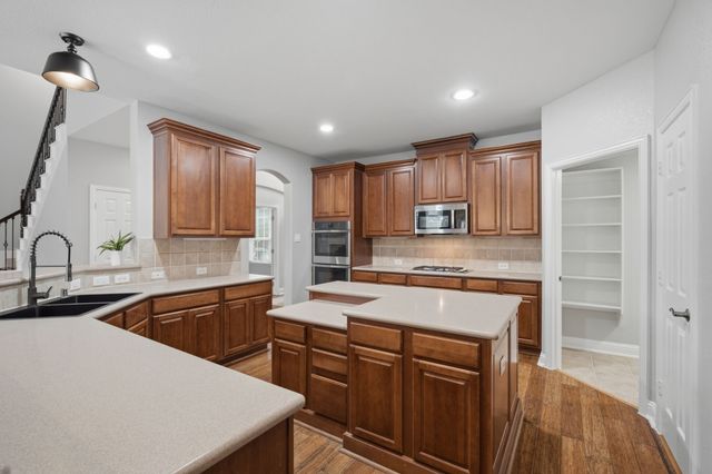 8901 Bear Creek Drive, Mckinney, TX 75072