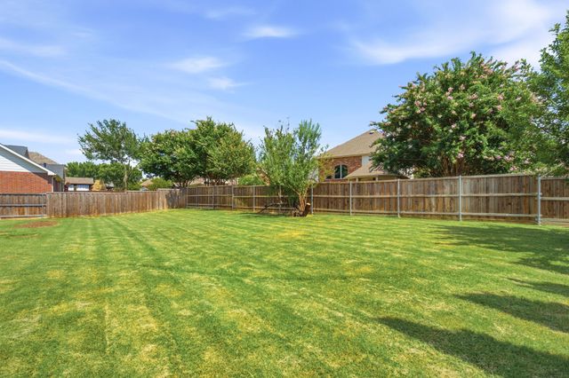 8901 Bear Creek Drive, Mckinney, TX 75072