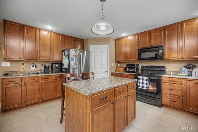 316 W Walnut Street, Pacific, MO 63069
