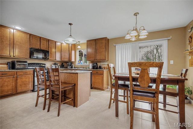 316 W Walnut Street, Pacific, MO 63069
