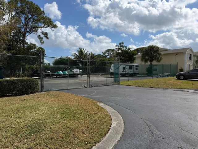 222 Foxtail Drive I, Greenacres, FL 33415