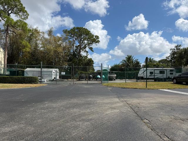 222 Foxtail Drive I, Greenacres, FL 33415