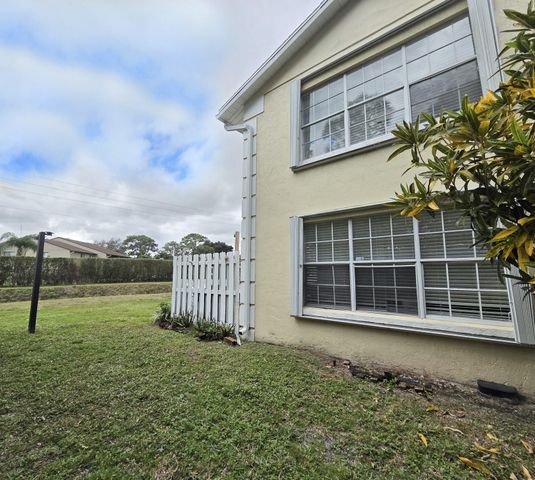 222 Foxtail Drive I, Greenacres, FL 33415