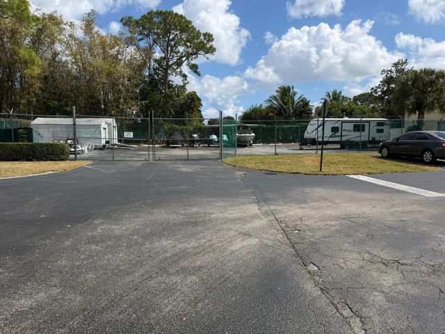 222 Foxtail Drive I, Greenacres, FL 33415