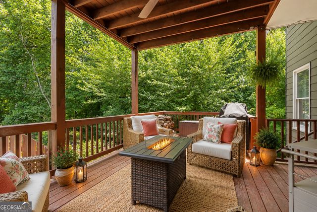 1766 Rosehedge Way NW, Kennesaw, GA 30152