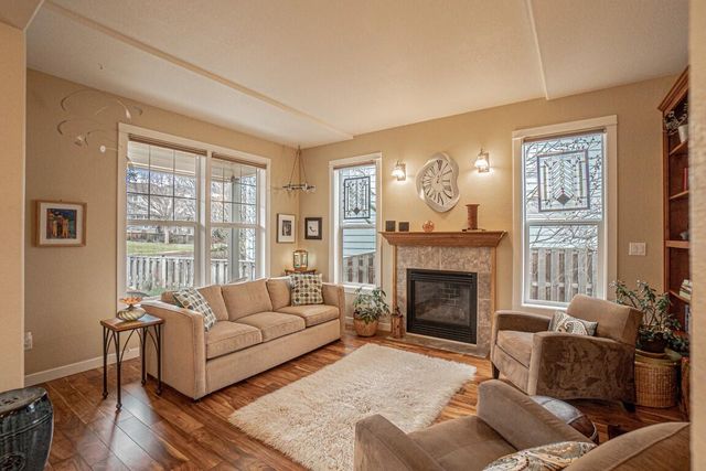 2729 Clay Creek Way, Ashland, OR 97520