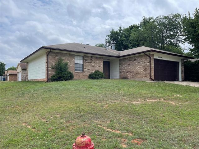 10220 Isaac Drive, Midwest City, OK 73130