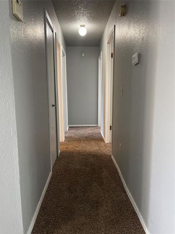 10220 Isaac Drive, Midwest City, OK 73130