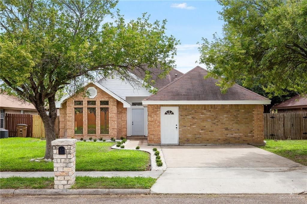 822 Diana Drive, Edinburg, TX 78542