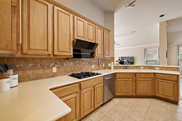 15901 Royal Ashdown DR, Austin, TX 78717