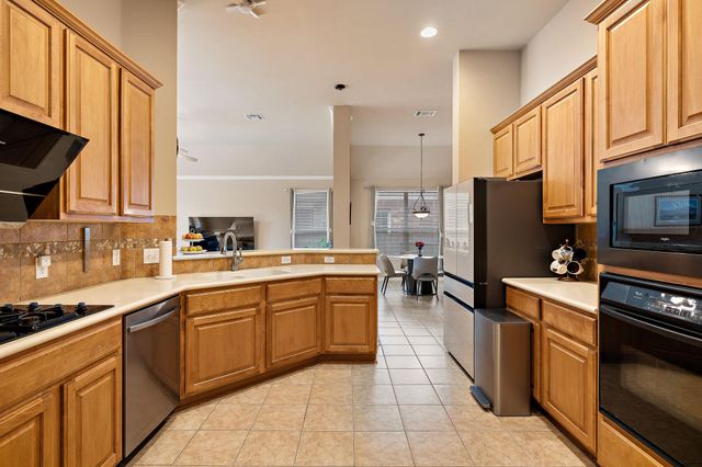 15901 Royal Ashdown DR, Austin, TX 78717