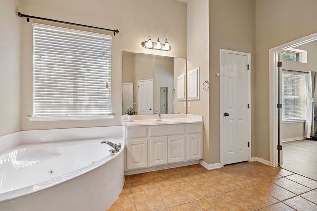 15901 Royal Ashdown DR, Austin, TX 78717