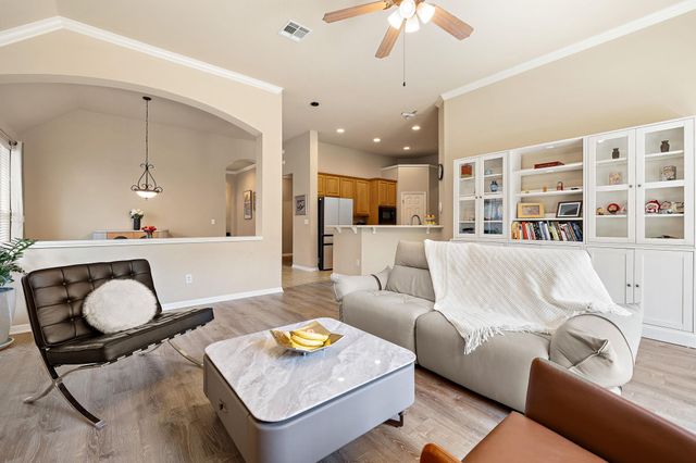 15901 Royal Ashdown DR, Austin, TX 78717