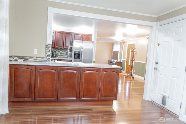 2420 166th Place SE, Bothell, WA 98012
