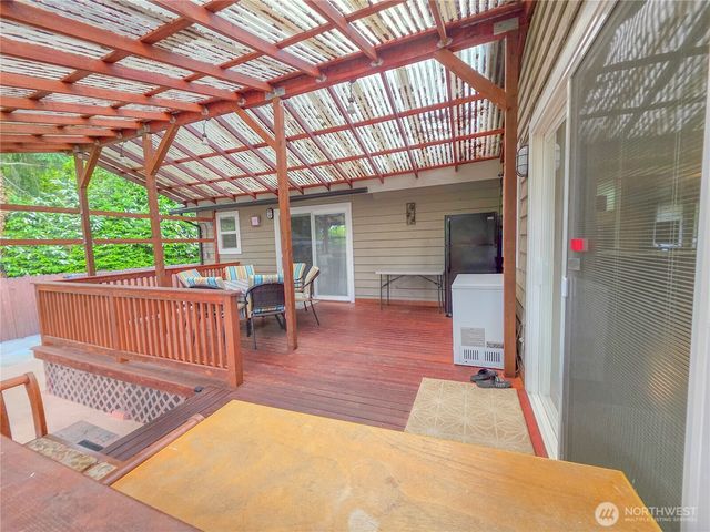 2420 166th Place SE, Bothell, WA 98012