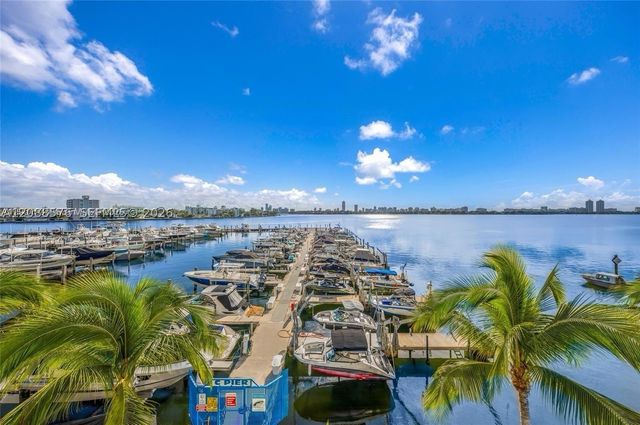 7601 E Treasure Dr 1722, North Bay Village, FL 33141