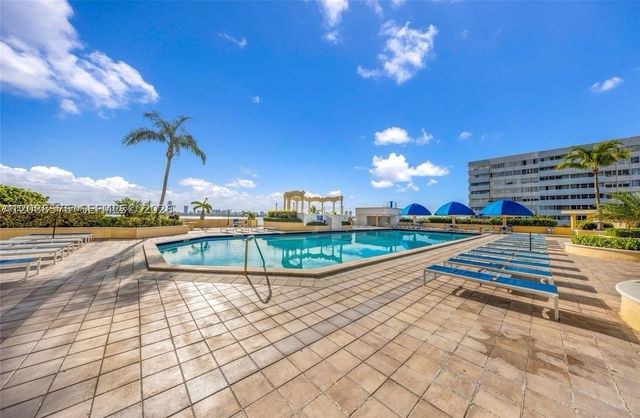 7601 E Treasure Dr 1722, North Bay Village, FL 33141