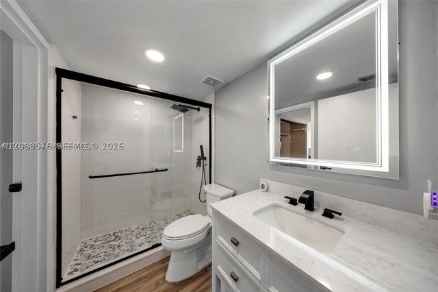 7601 E Treasure Dr 1722, North Bay Village, FL 33141