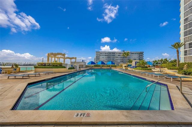 7601 E Treasure Dr 1722, North Bay Village, FL 33141